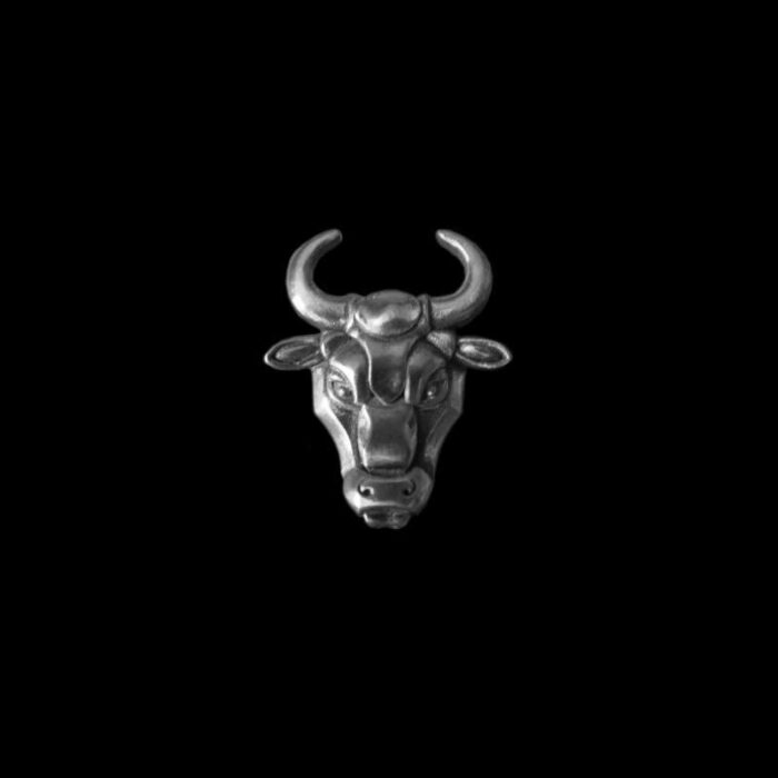 bull brooch in 925 sterling silver as a men's lapel pin and collar brooch