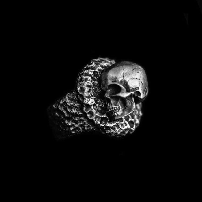 dead sleep skull ring as a men's statement ring with dead sleep skull design