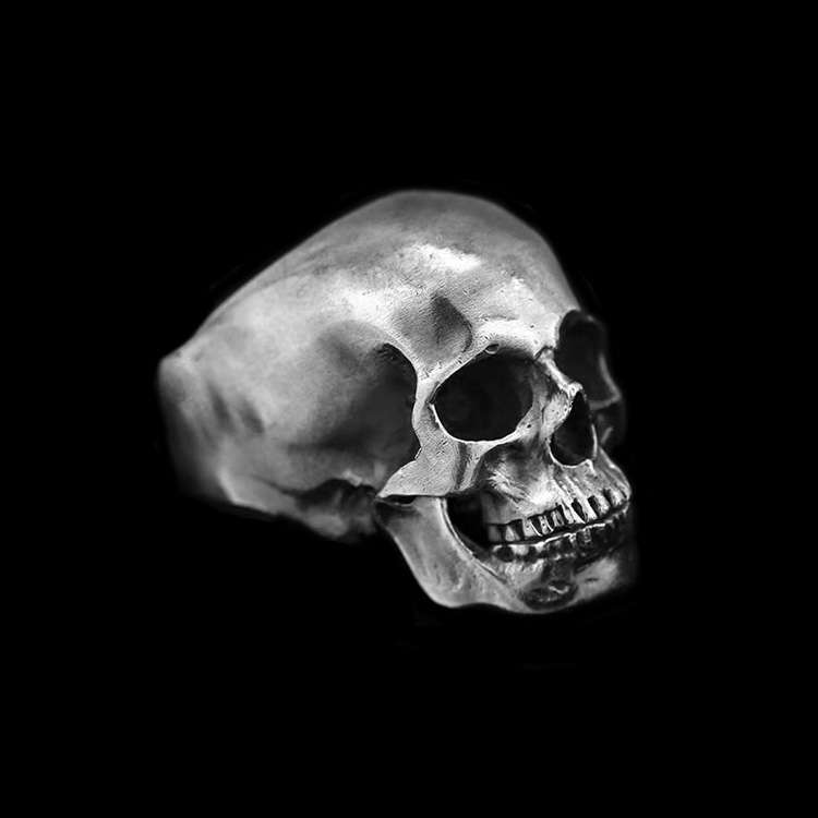 Male skull rings for men speak volumes about individuality